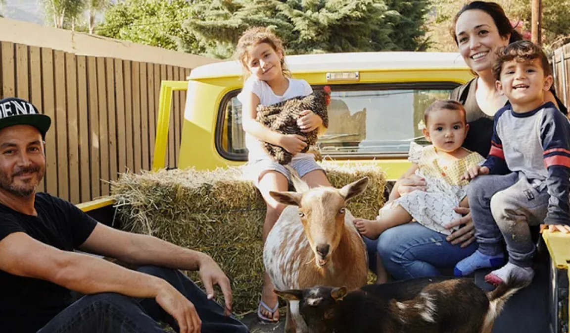 Joy Chavez & Sid Roams